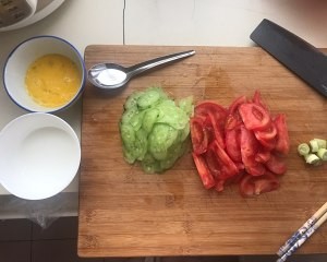 美食汤羹--黄瓜鸡蛋柿子汤