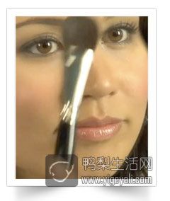 新手如何画细致腮红