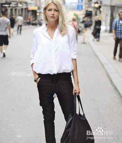 女生穿修身白衬衫怎么搭配衣服?