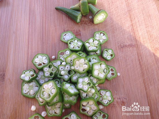 秋葵煎蛋的做法