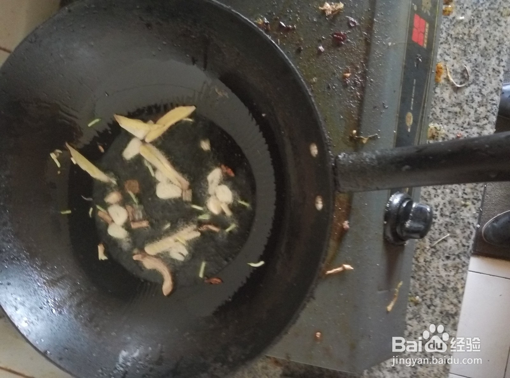 炒鸭血的家常做法