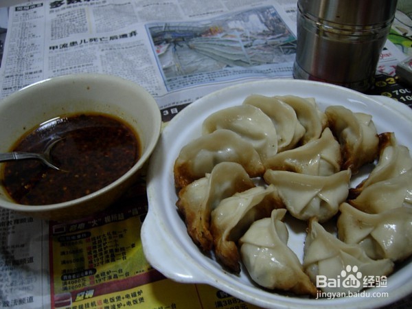 如何制作香菇白菜猪肉煎饺