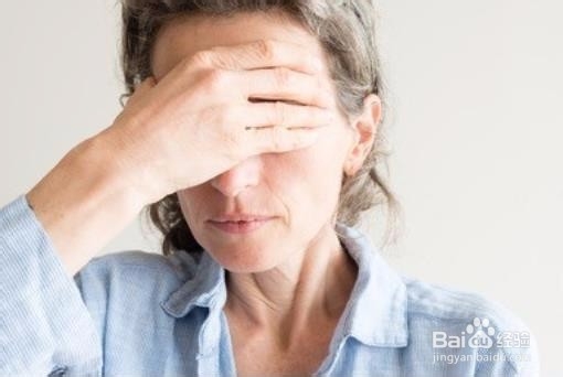 更年期什么原因会导致失眠?有助睡眠的方法