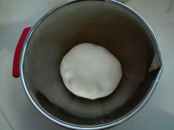 核桃葡萄干小餐包
