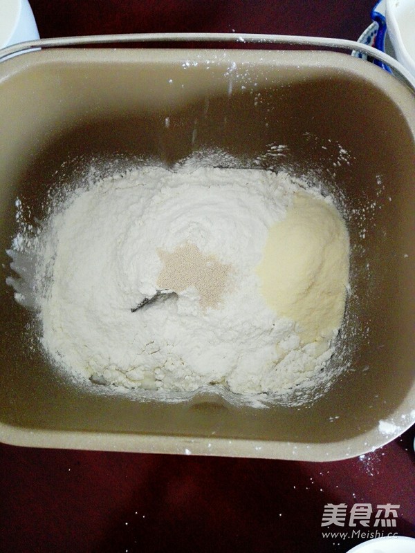 奶香面包卷的做法