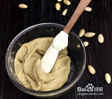 巧用鸡蛋来养颜。