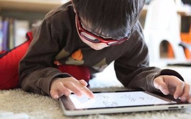 小孩不愿意上学怎么办