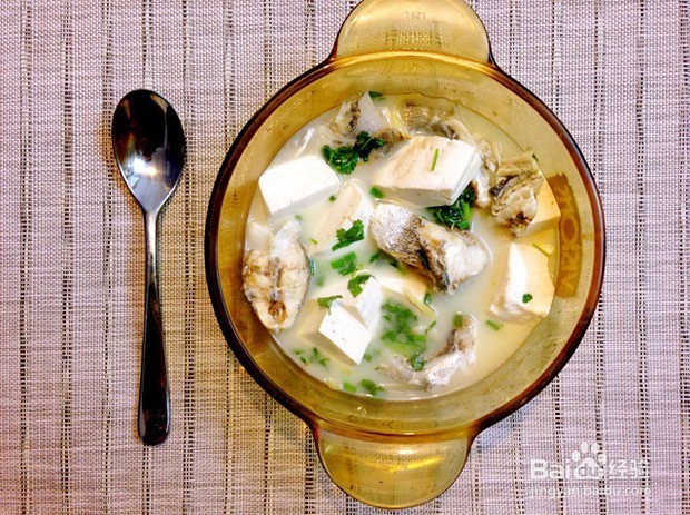 吃鱼能不能减肥呢 减肥期间吃什么鱼比较好呢