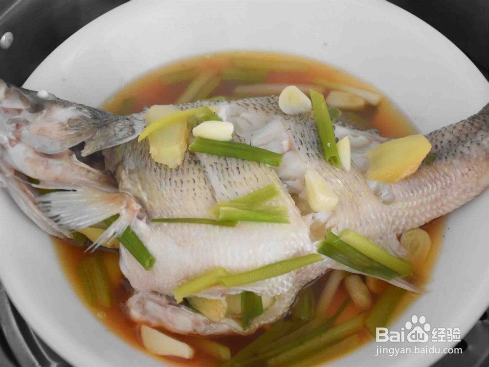 如何做清蒸鲈鱼