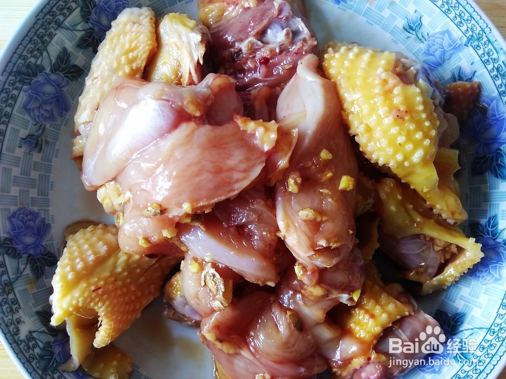 原汁原味的水灼鸡的做法
