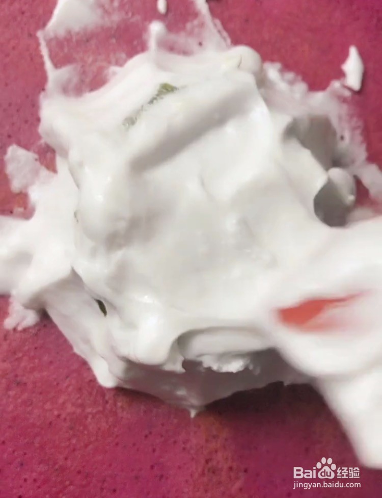 水果班戟这样做，非常好吃哦！