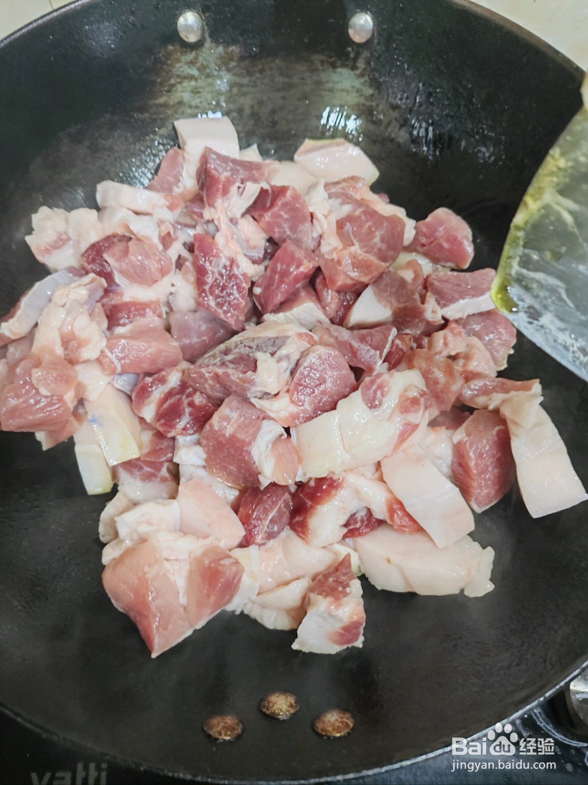 红烧肉烧麻花的做法