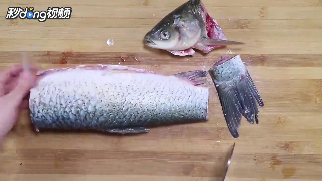 做酸菜鱼该如何切鱼片？