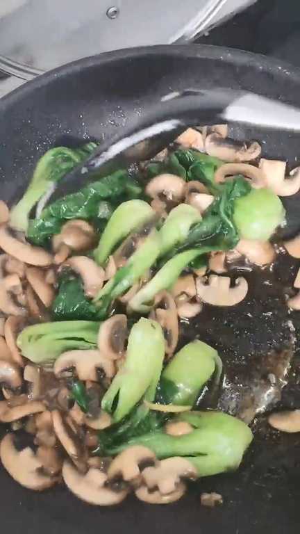椒油口蘑油菜怎么做