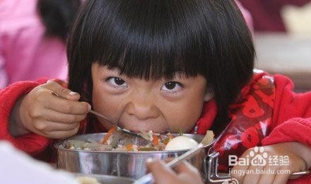 怎样去掉户口本中的其他人？