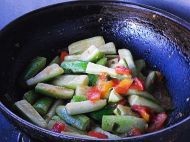 怎么烧好吃的番茄黄瓜条