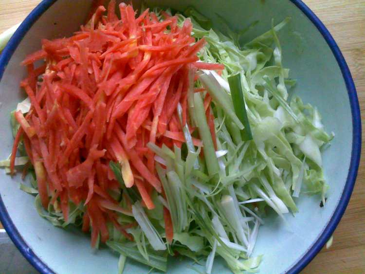 卷心菜没炒熟能吃吗