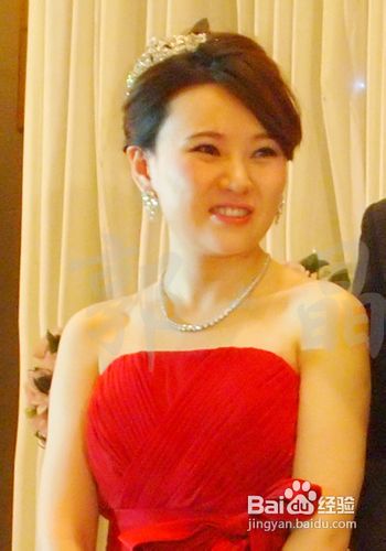 如何打造完美新娘造型?