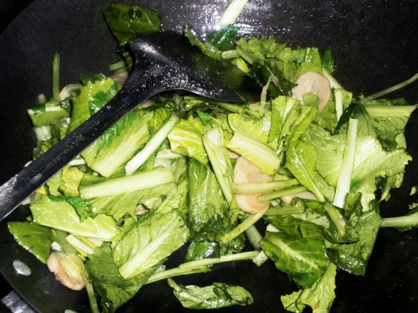 杏鲍菇炒小白菜