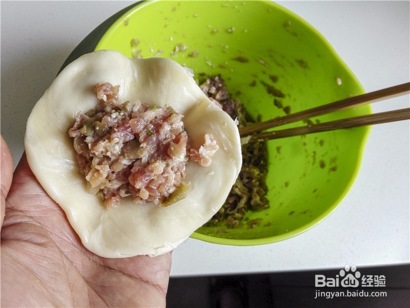 榨菜鲜肉酥饼
