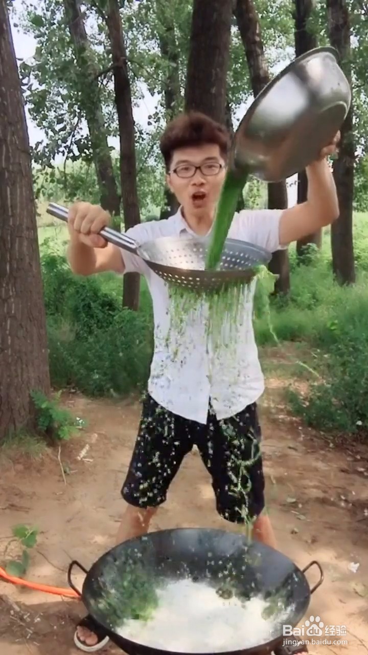 如何自制美味好吃的凉拌剪刀面
