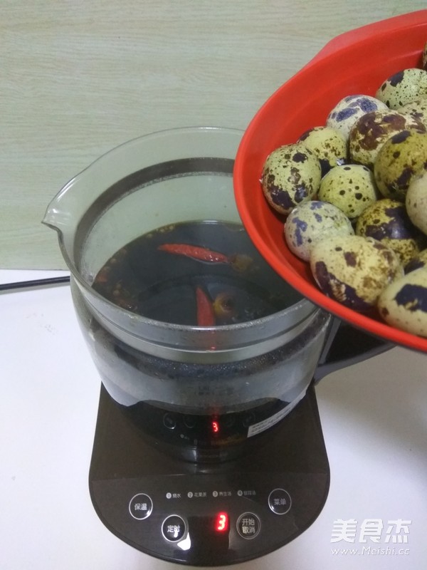 五香鹌鹑蛋的做法