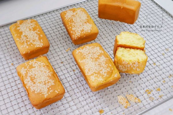 老式蜂蜜脆皮蛋糕