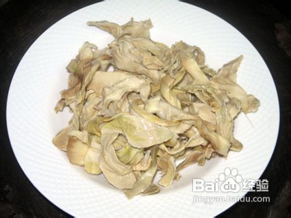 五花肉炒干笋片