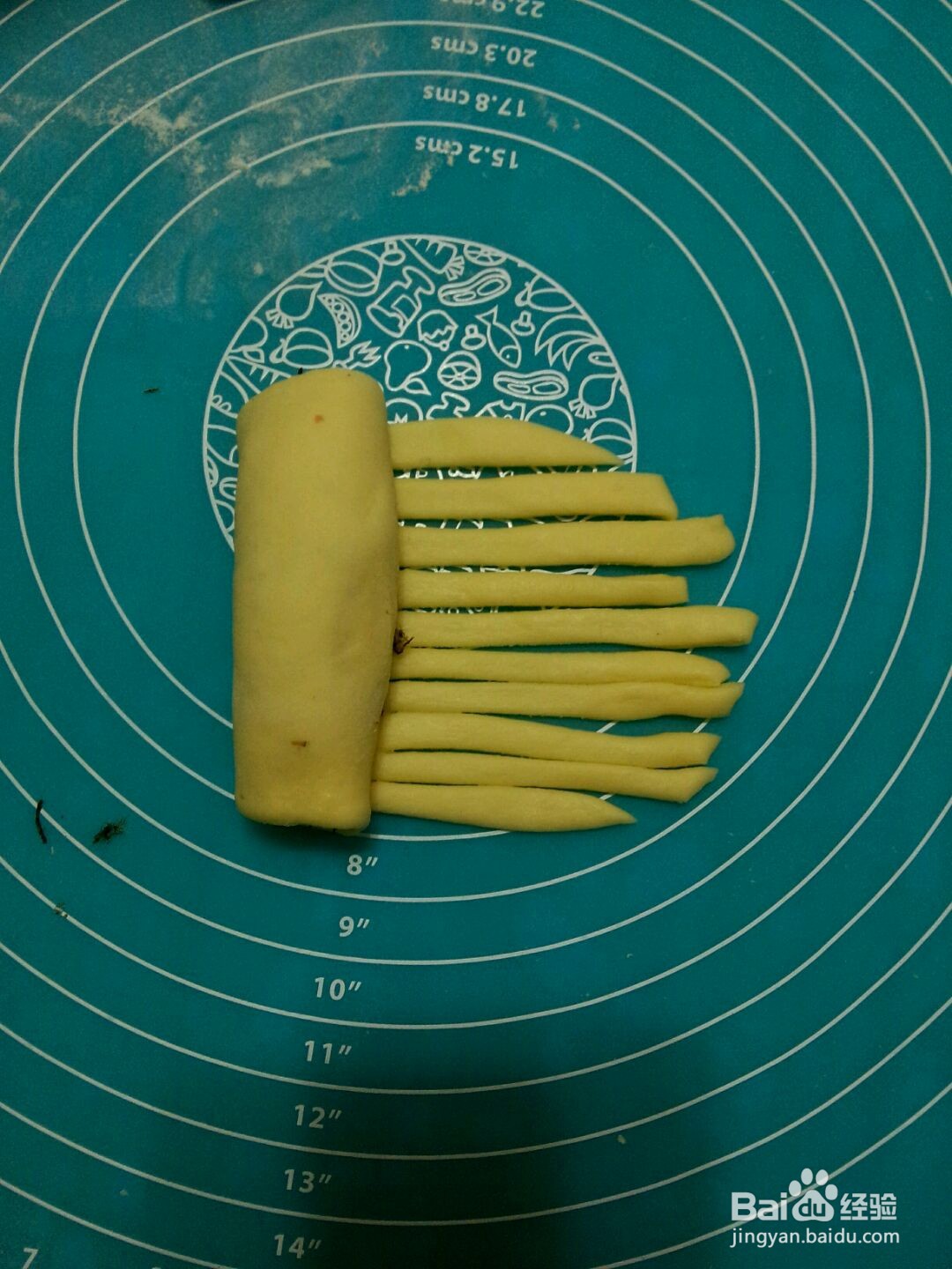 毛毛虫肉松面包的做法