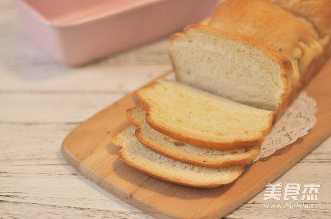 养乐多火龙果吐司