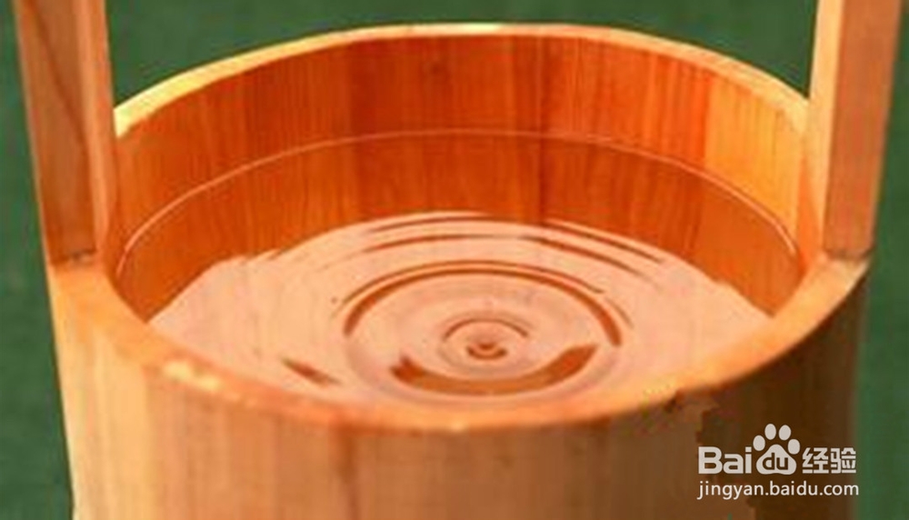 洗衣服怎么洗出清水？