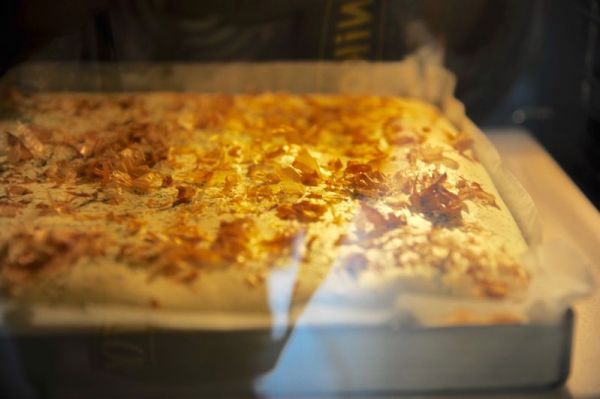 海苔木鱼花蛋糕卷