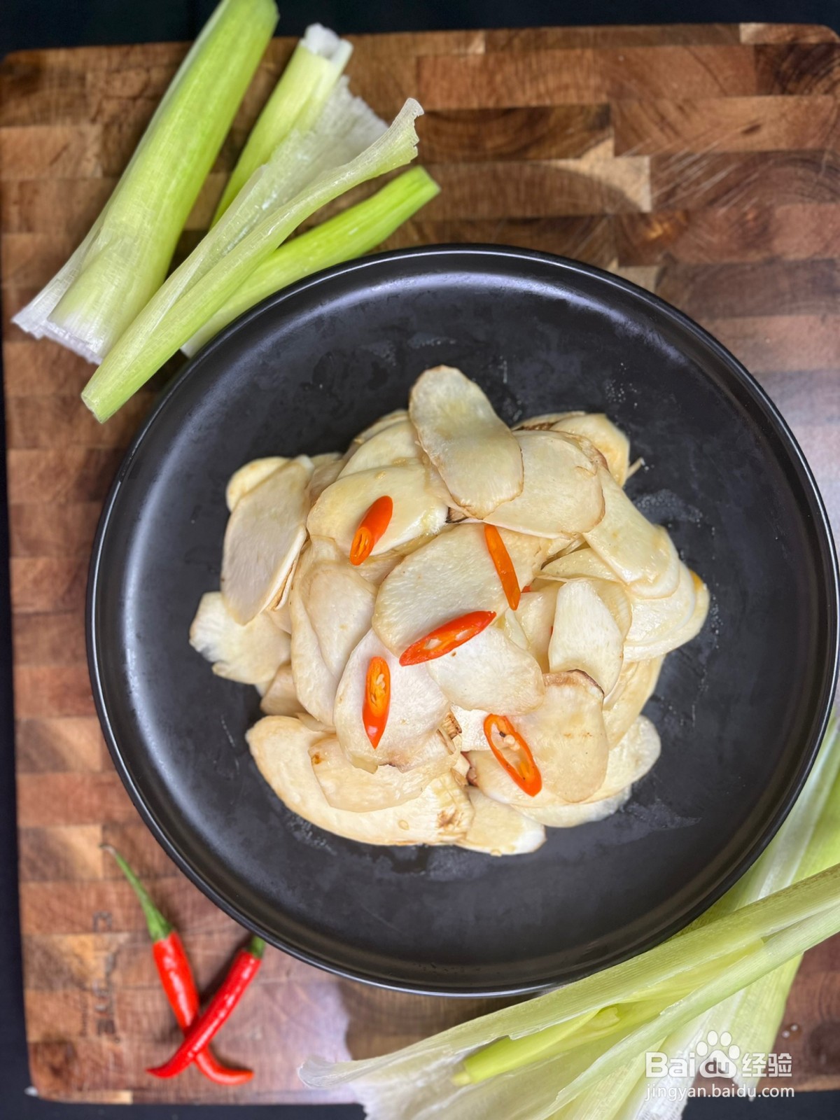 清炒茭白片的做法