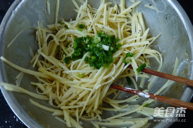 香葱土豆丝的做法