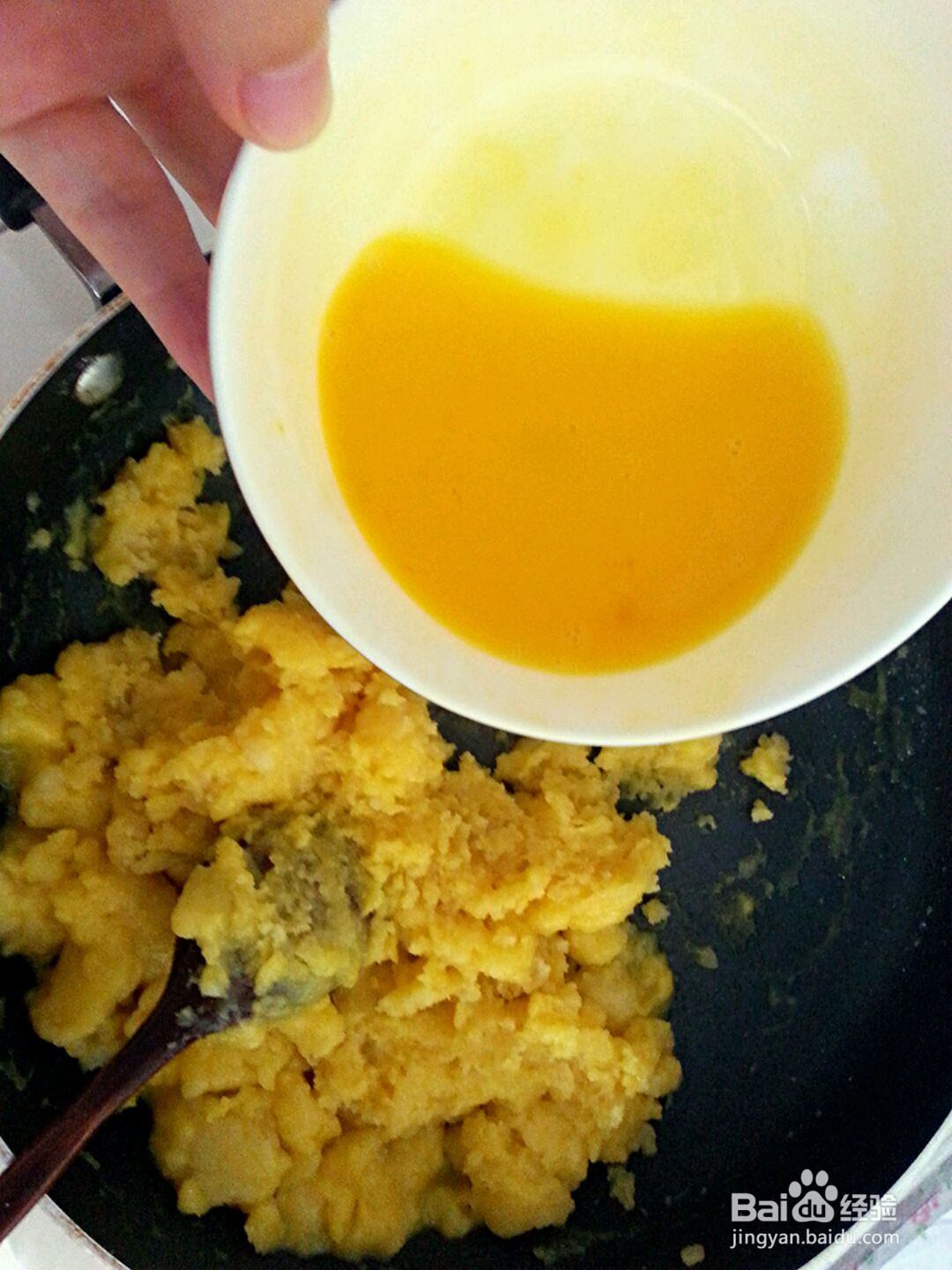 酥皮冰激凌泡芙的做法