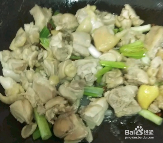 鸡腿肉炖土豆的做法