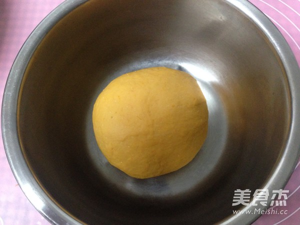 萌“鸡”贺春（小鸡豆沙包）