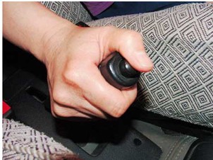 科目二如何控制离合器慢速的技巧