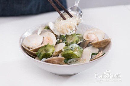 如何做出家常菜系列之丝瓜蛤蜊汤