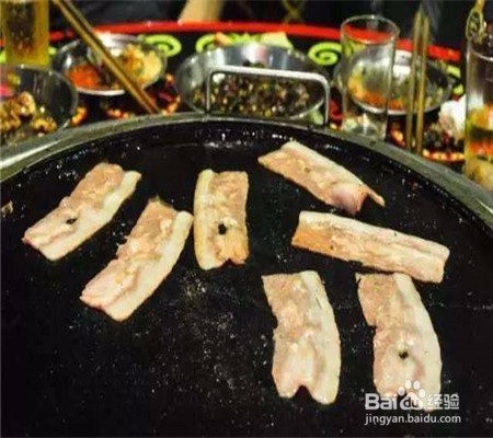 火山石烧烤板怎么清洗