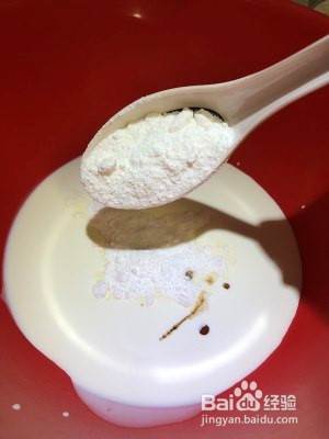 制作草莓蛋糕和草莓冰淇淋怎么做