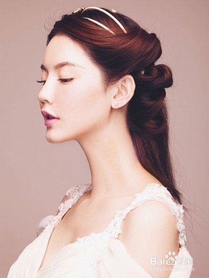 新娘出嫁前，怎么美胸