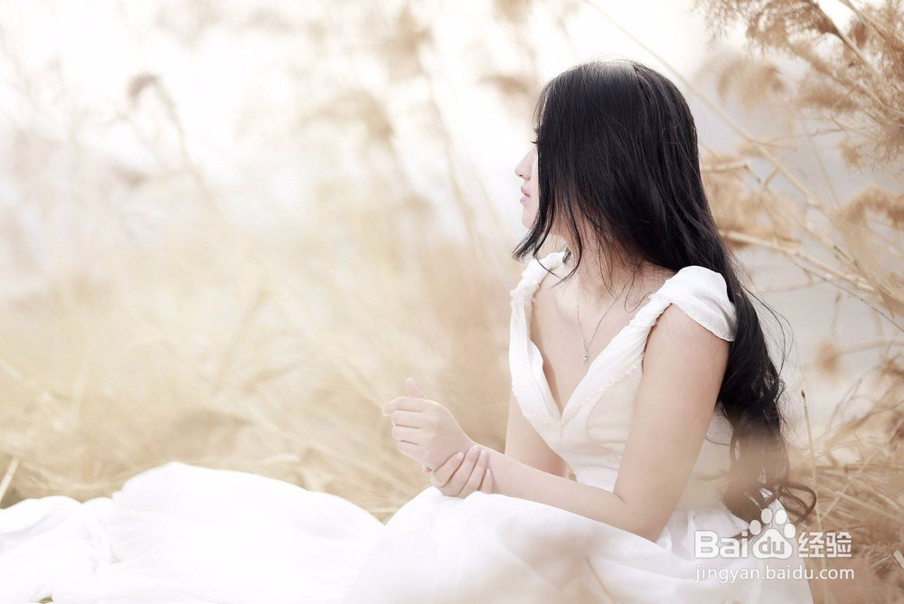 别不信！这几个星座女生最管不住自己钱包