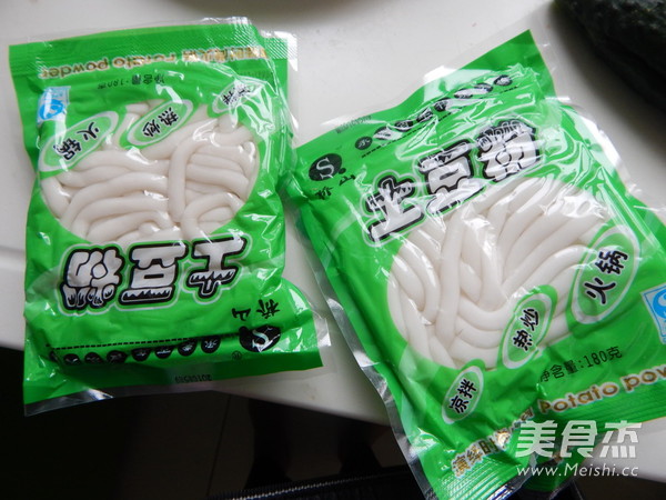 肉丝凉拌土豆粉