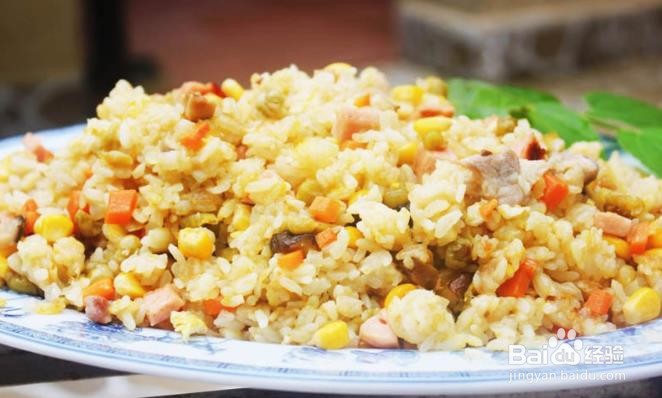 吃储存时间长的冷米饭可能会中毒