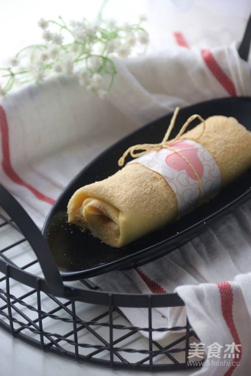 冻干黄桃毛巾卷千层蛋糕