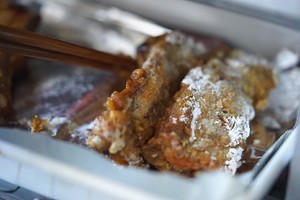 蒜香椒盐烤肋排的做法