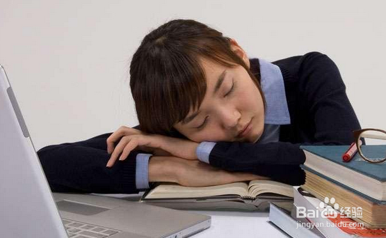 午休趴在桌子上睡容易惹病，大家都知道吗？