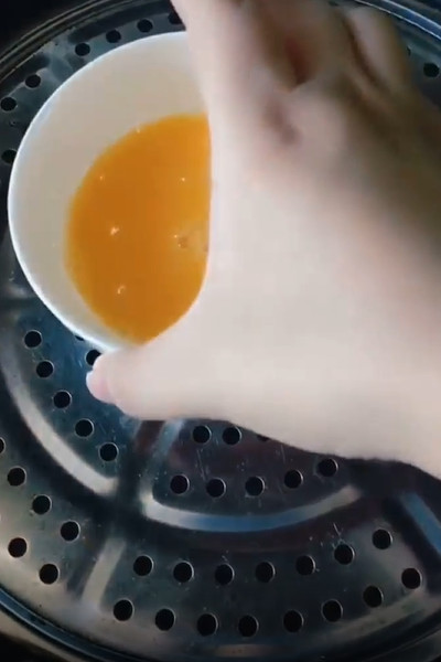 如何制作入口即化的蛋羹