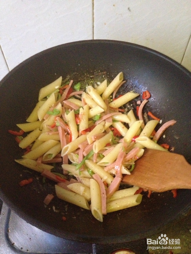 【懒人菜谱】黑椒火腿意大利面